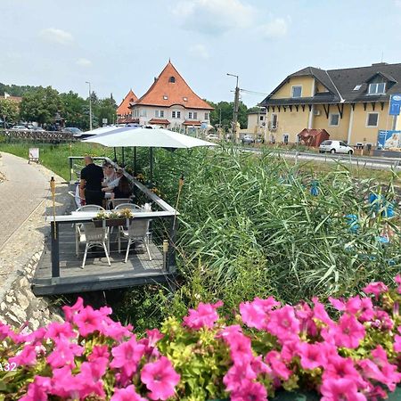 Monarchia Apartman Pearl Mosonmagyaróvár Zewnętrze zdjęcie