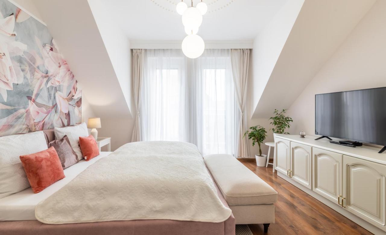 Monarchia Apartman Pearl Mosonmagyaróvár Zewnętrze zdjęcie